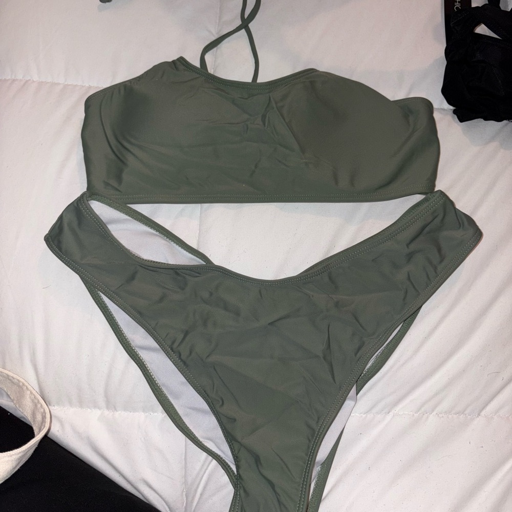 Olive Green Women's Swimwear Set